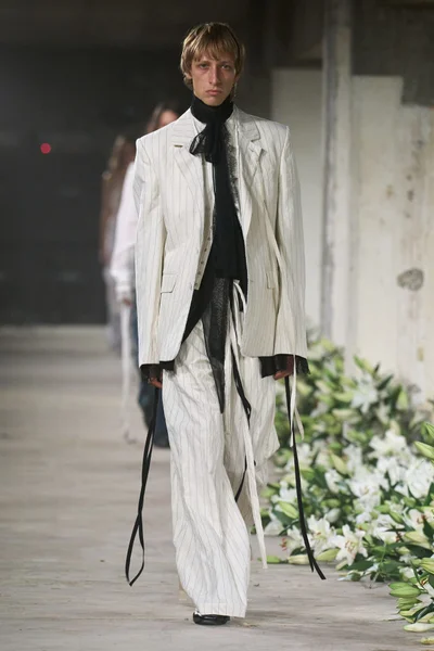 Look 21